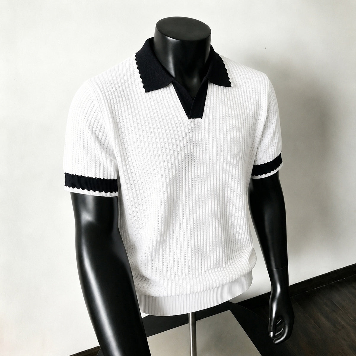 Elegant Apricot Mens Suit With A Lapel And Short Sleeves