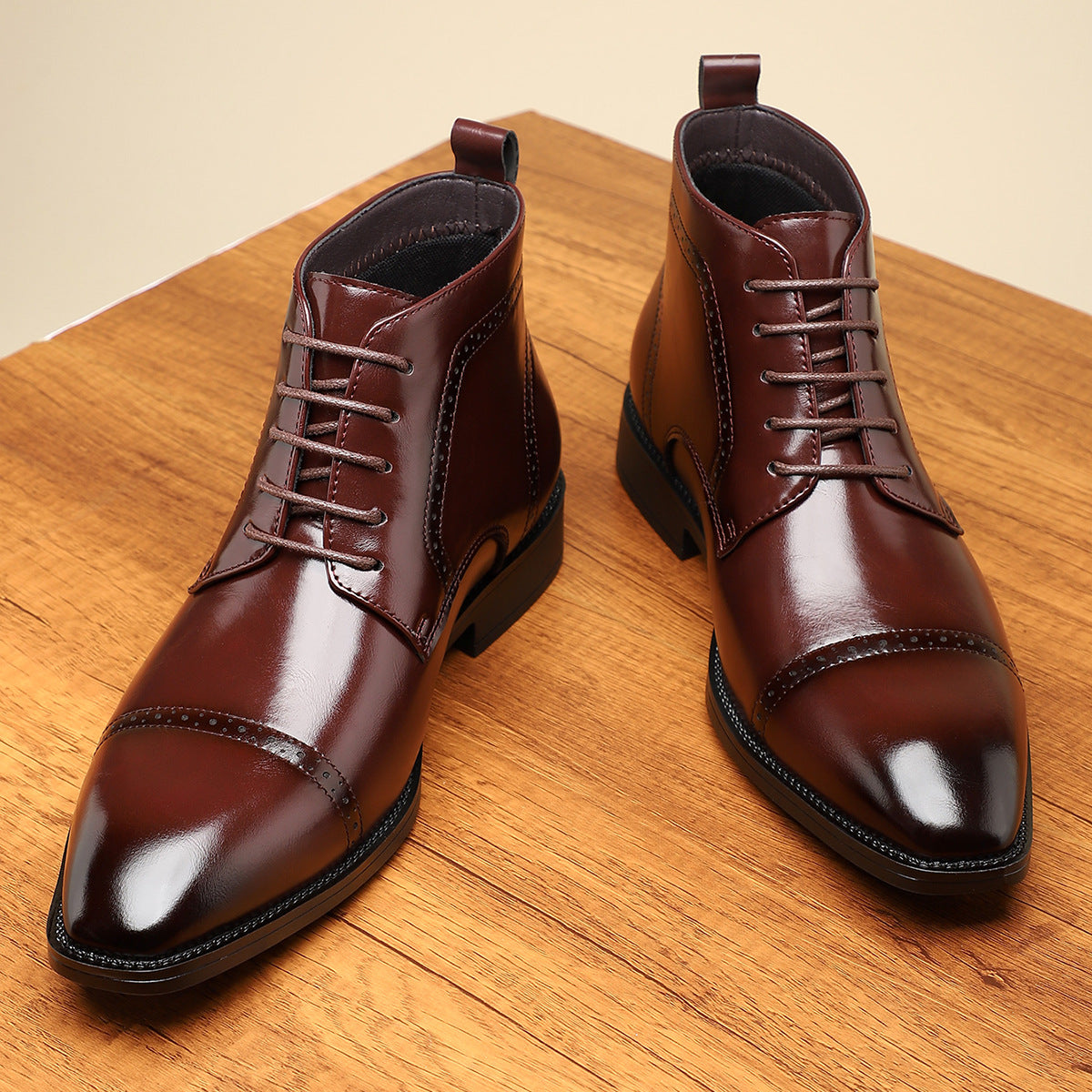 Men's Business Formal Leather Shoes Made From Full-grain Cowhide